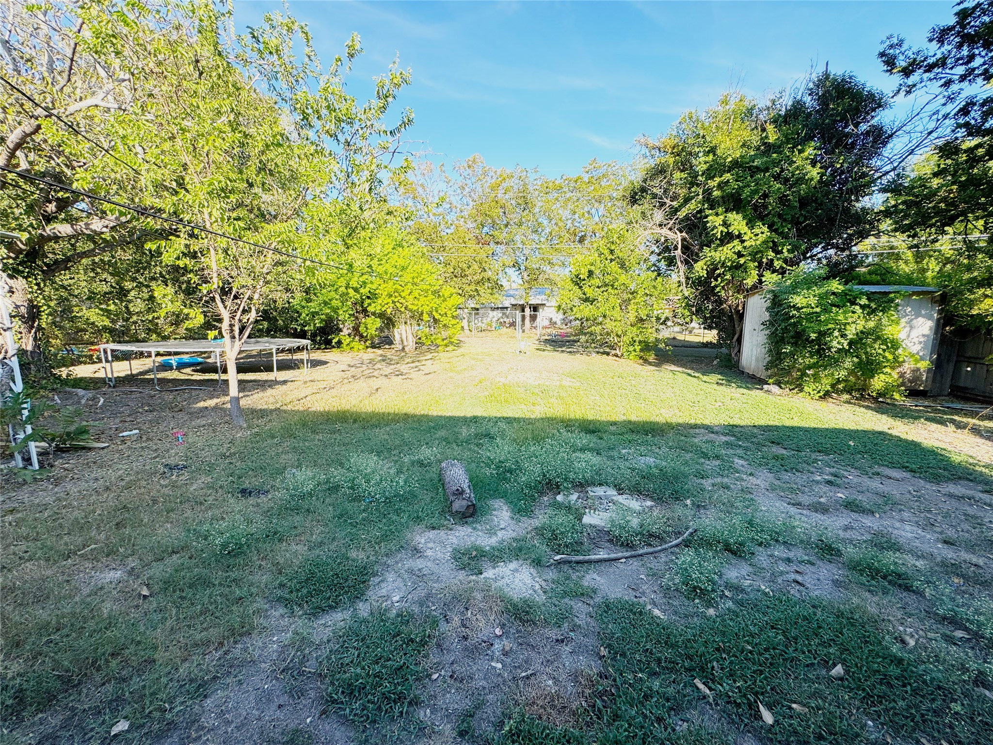 main property photo 17