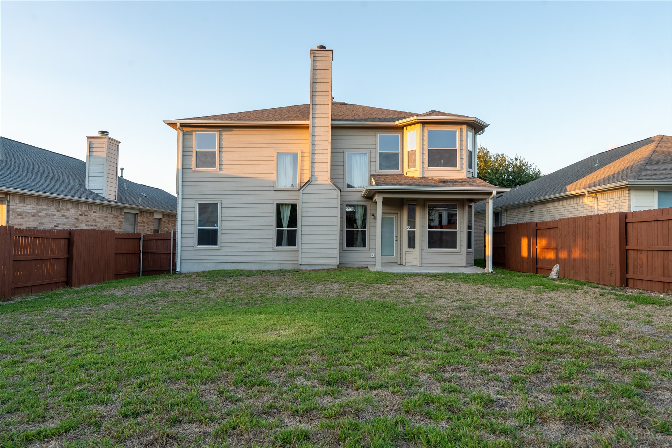main property photo 27