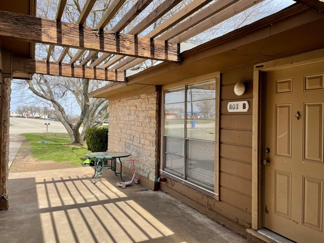main property photo 11