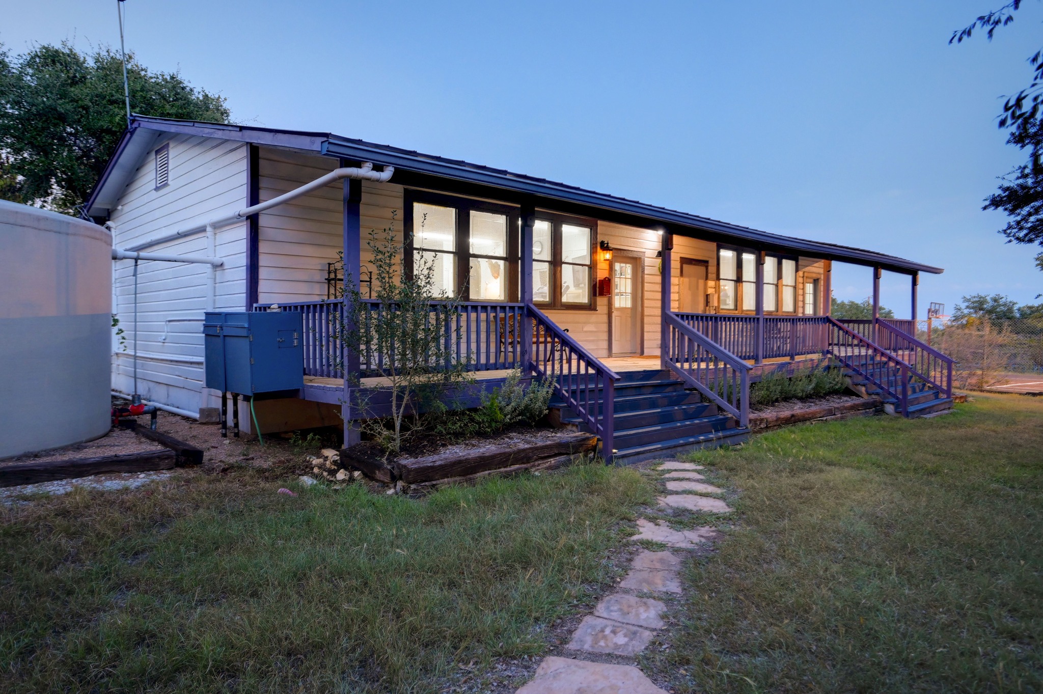 main property photo 35