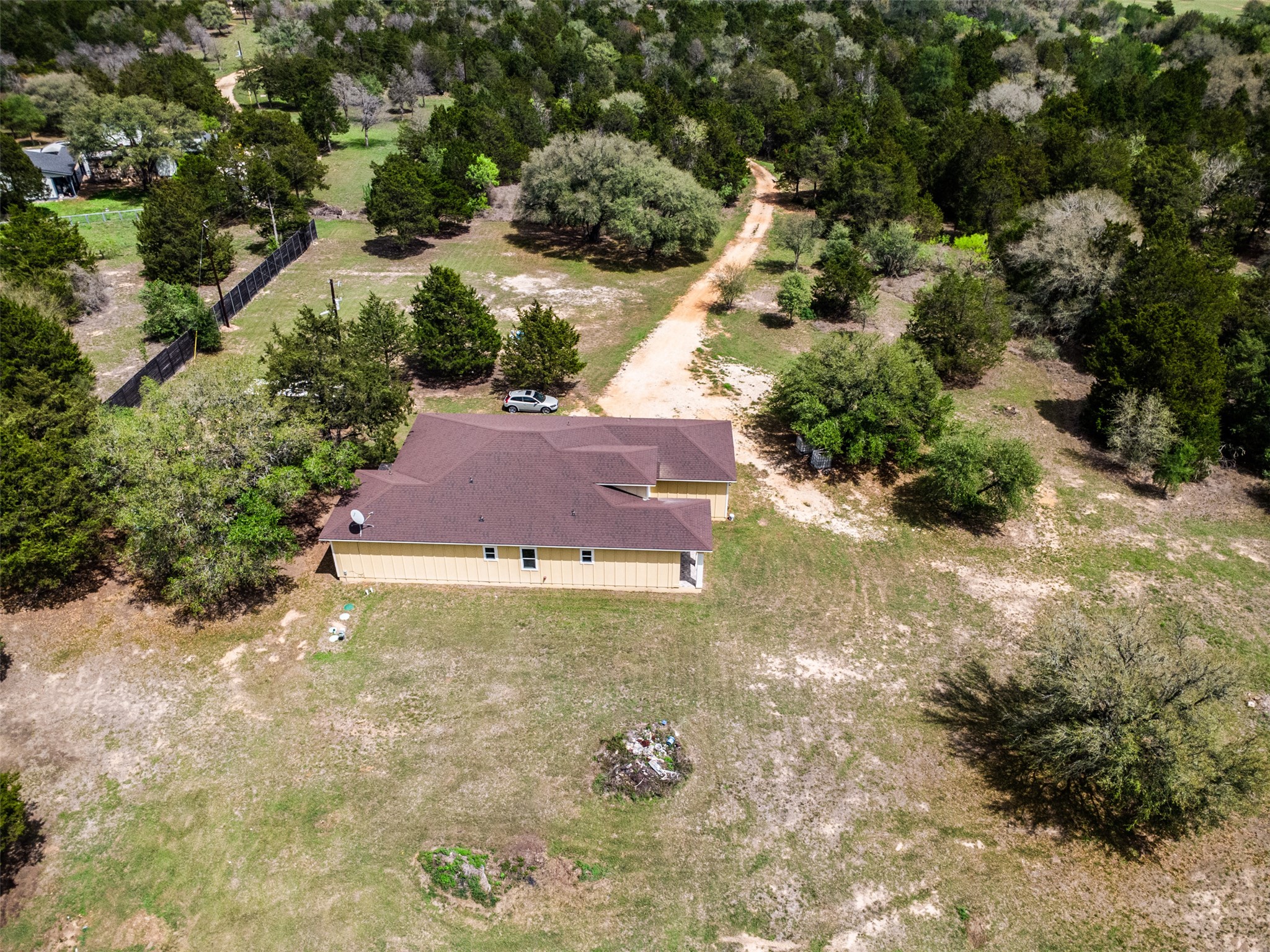 main property photo 3