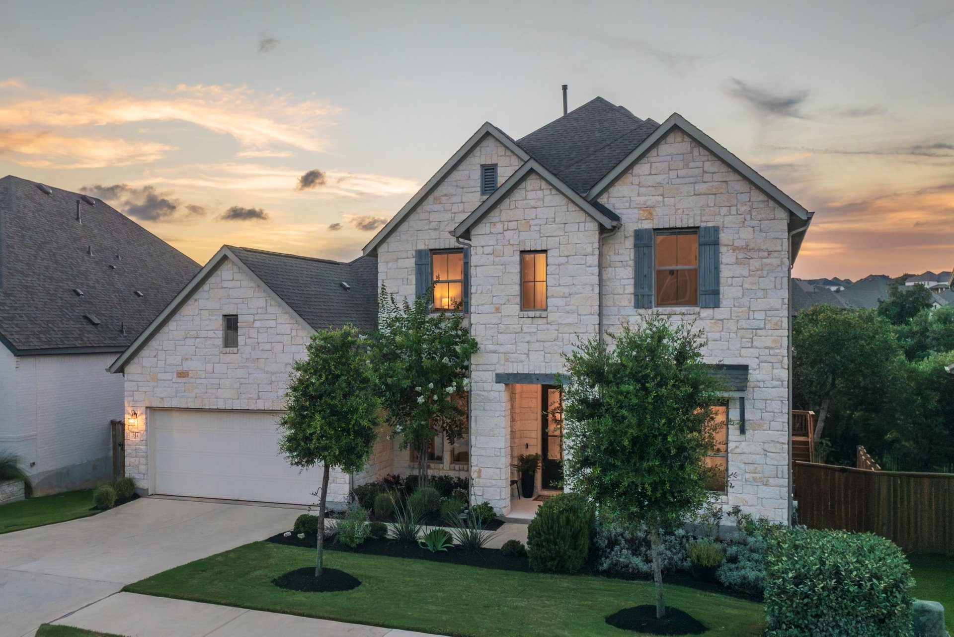 main property photo 19