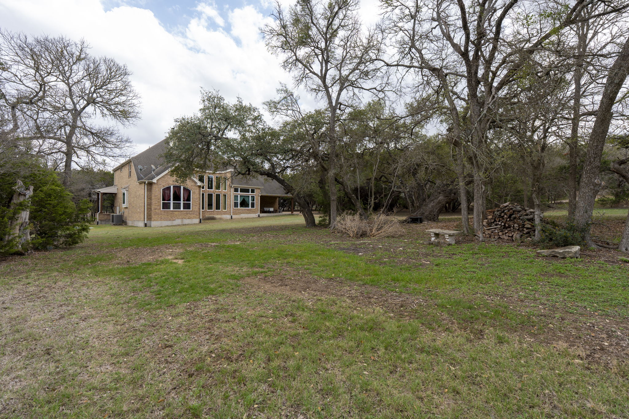main property photo 34