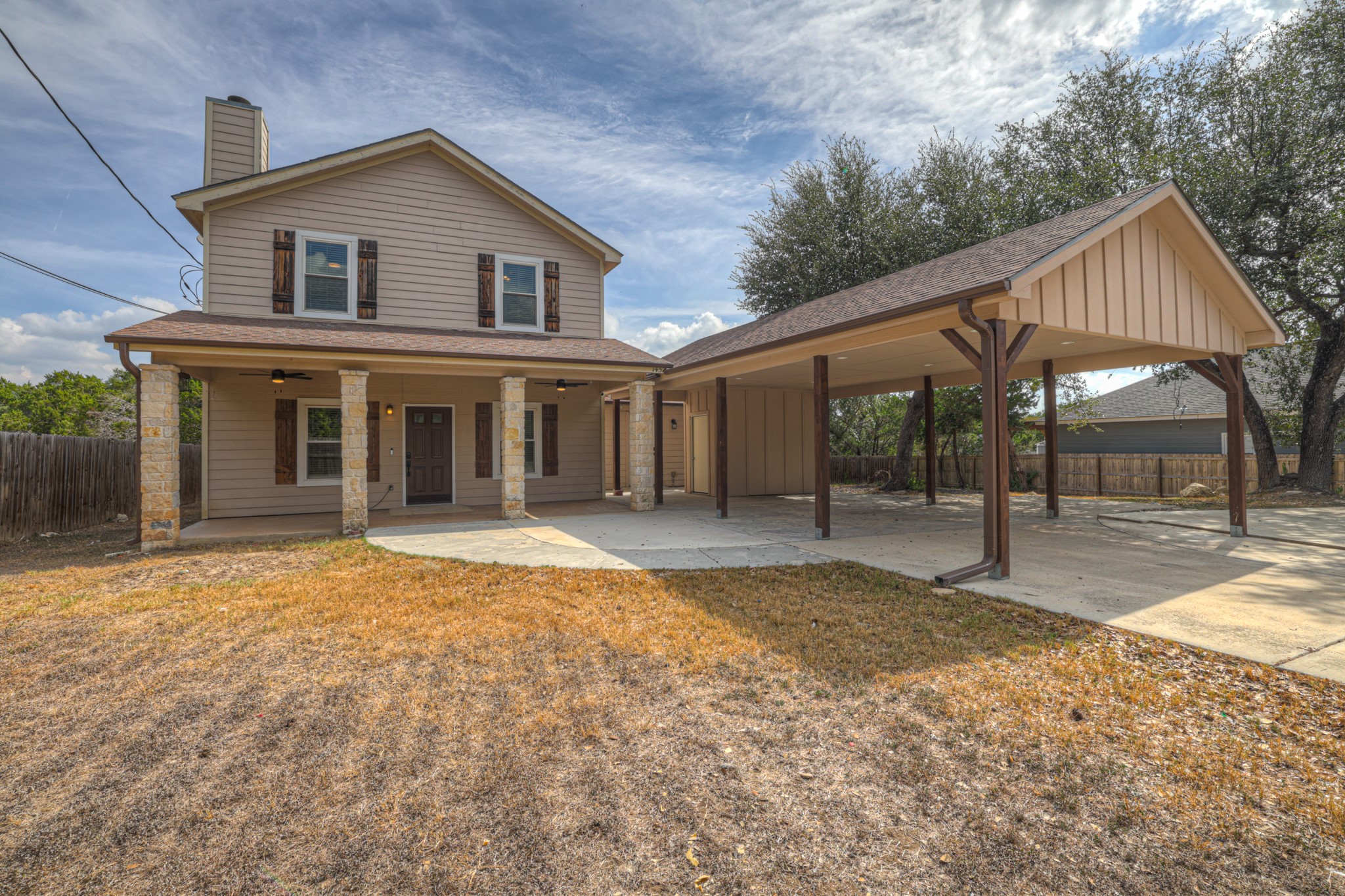 main property photo 3