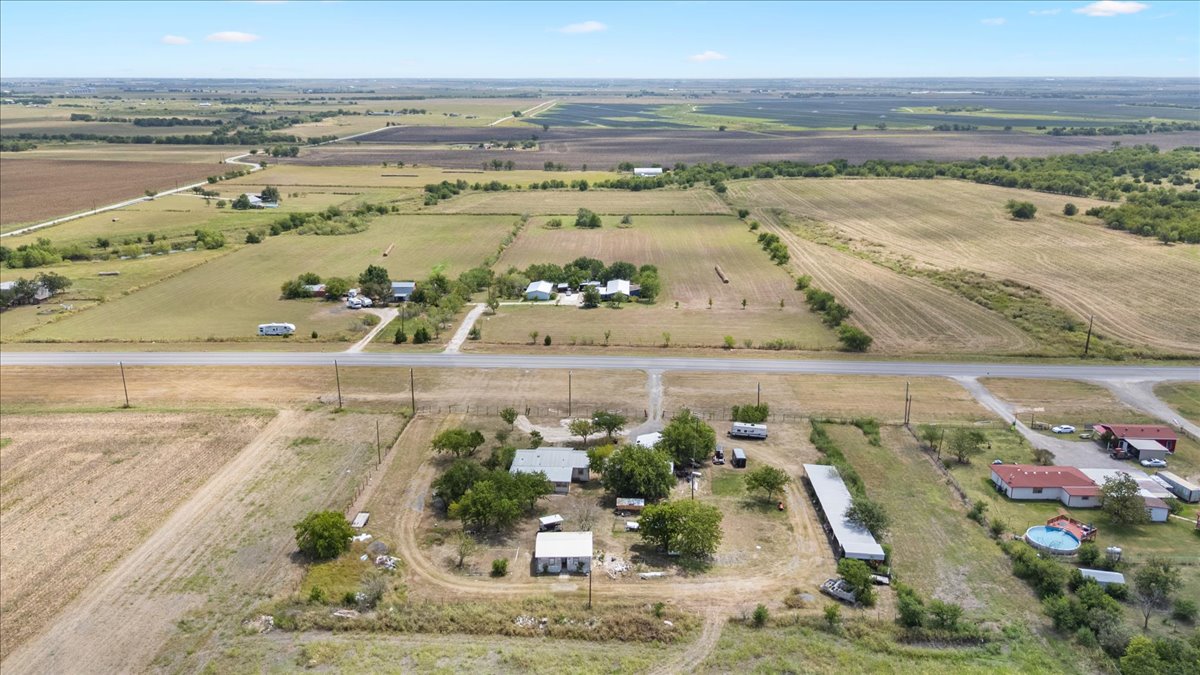 main property photo 12