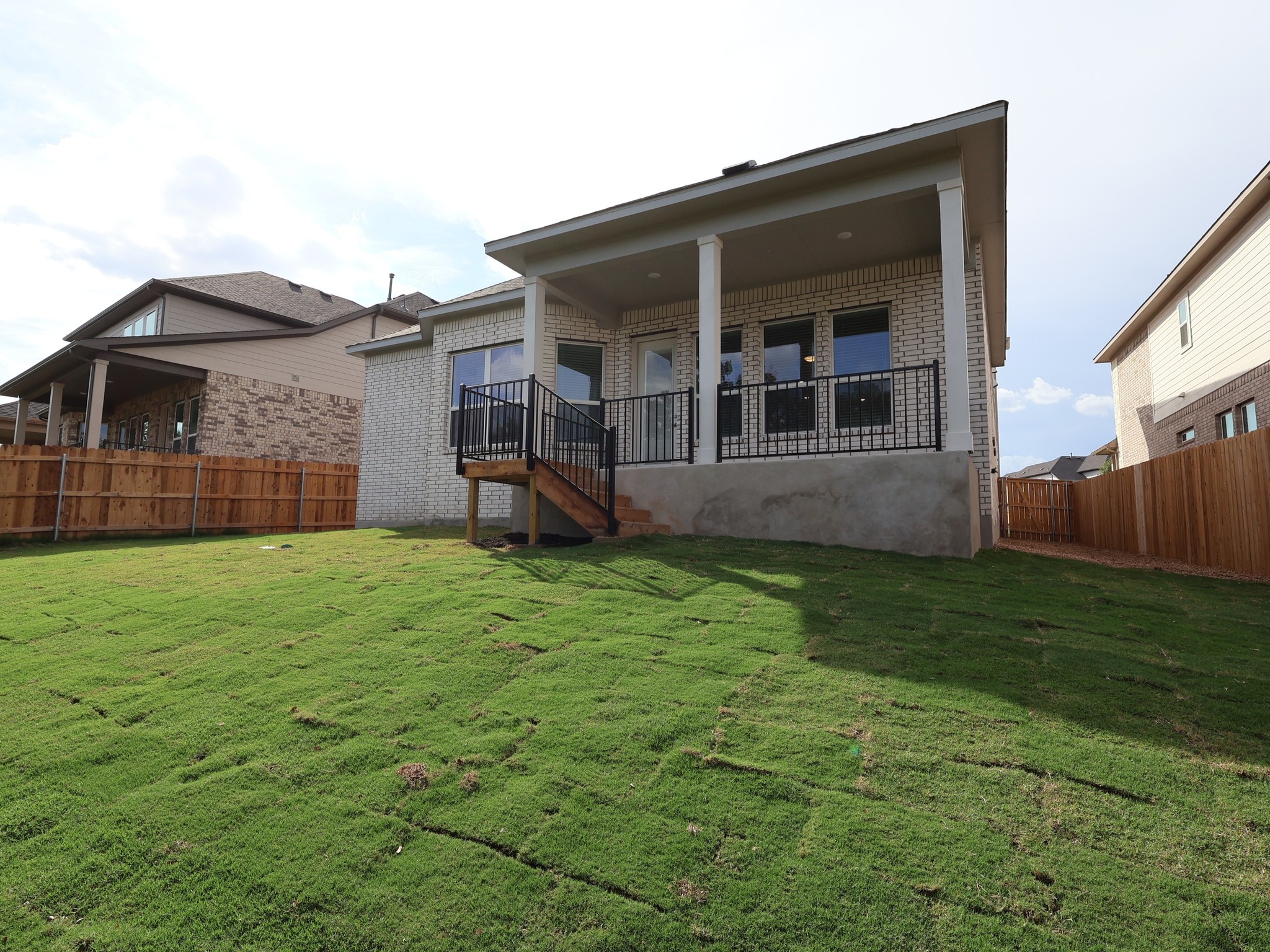 main property photo 21