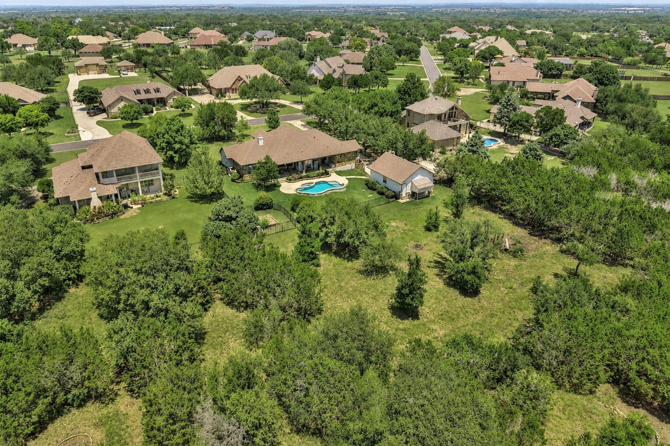 main property photo 38