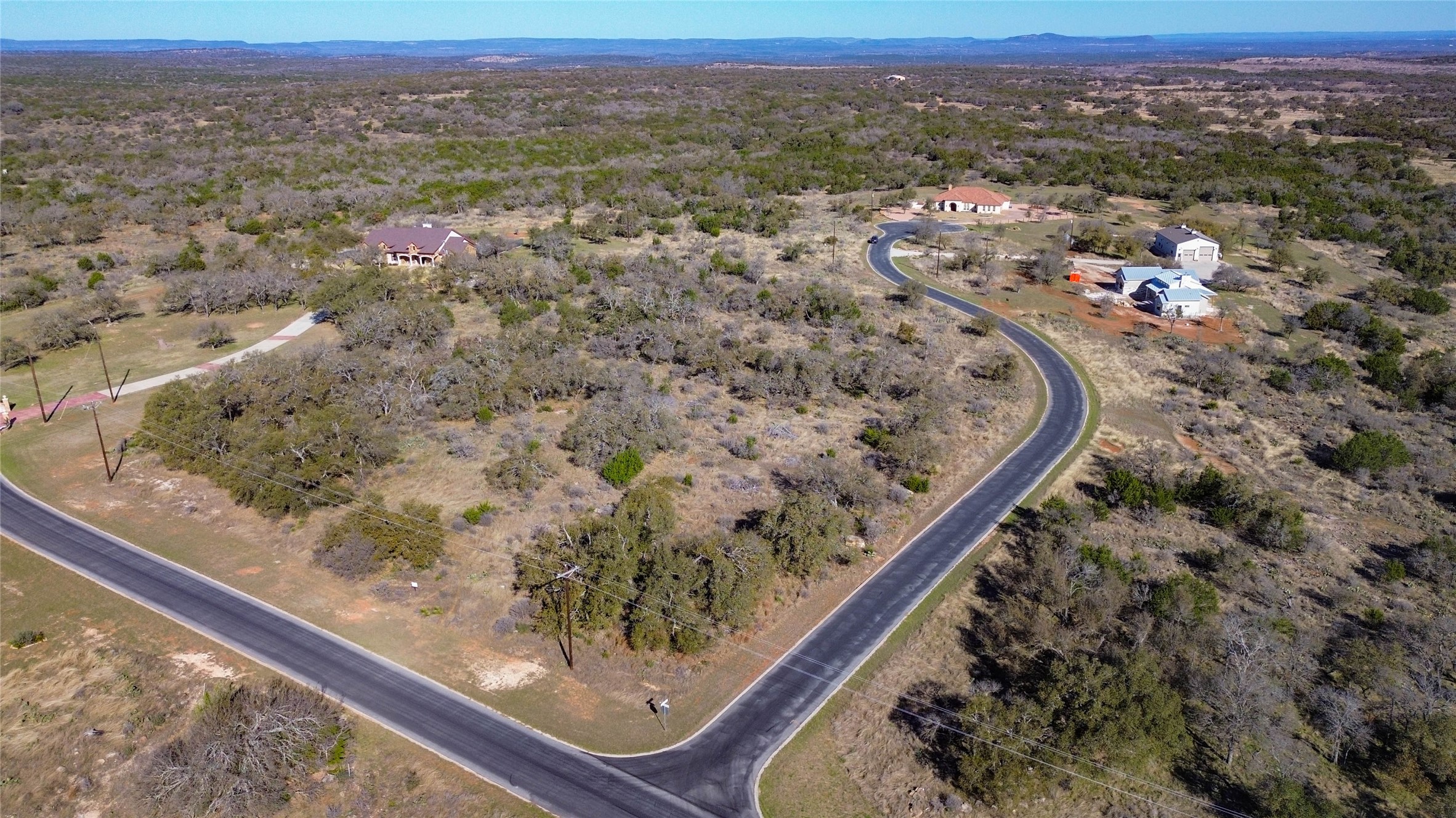 main property photo 6