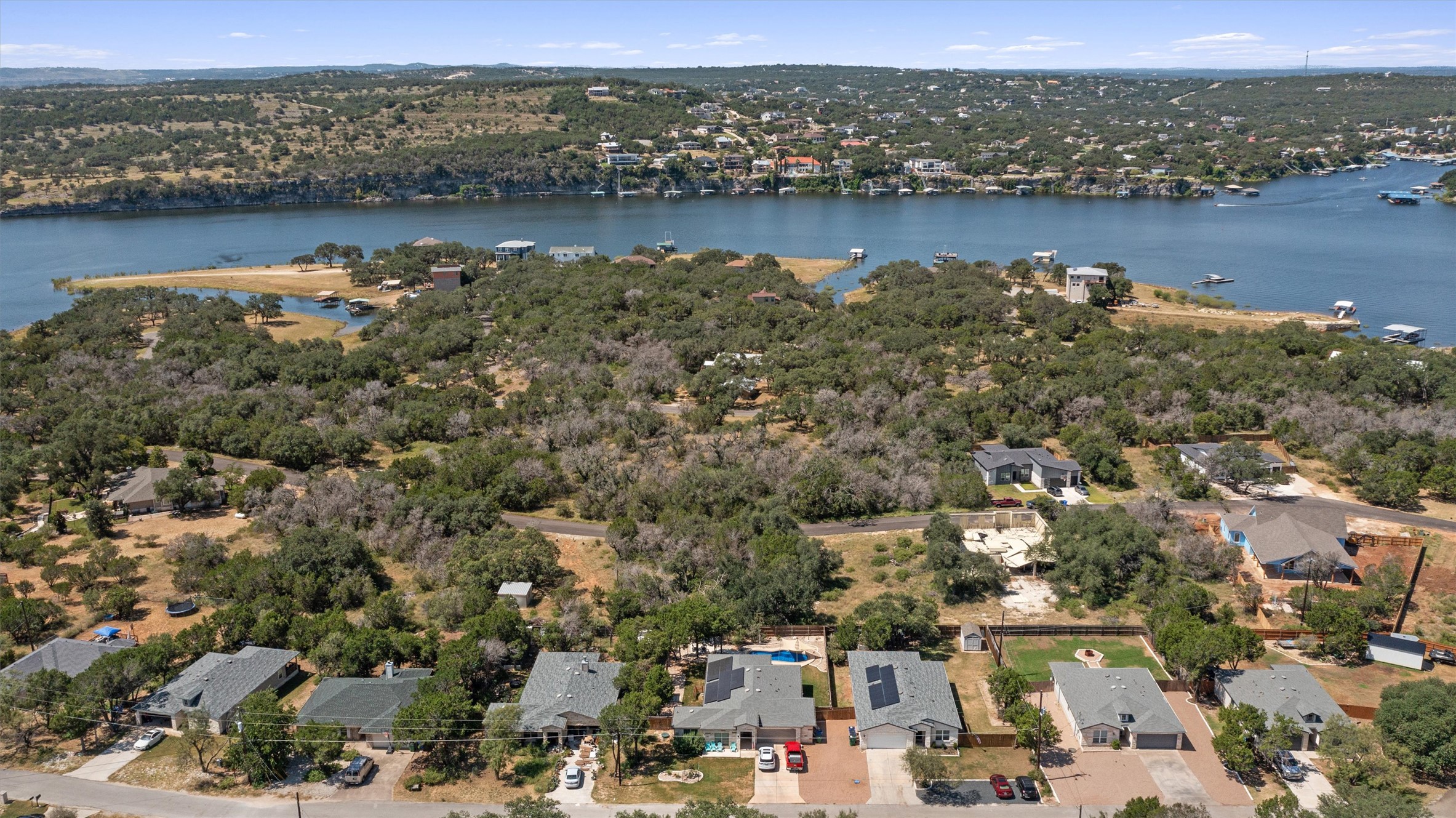 main property photo 8
