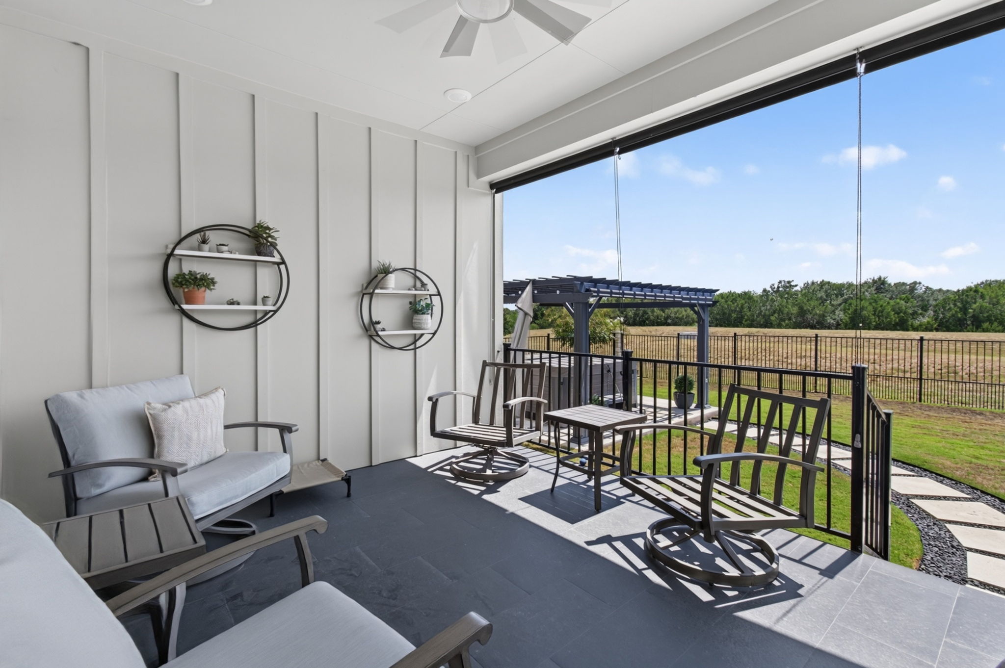 main property photo 24