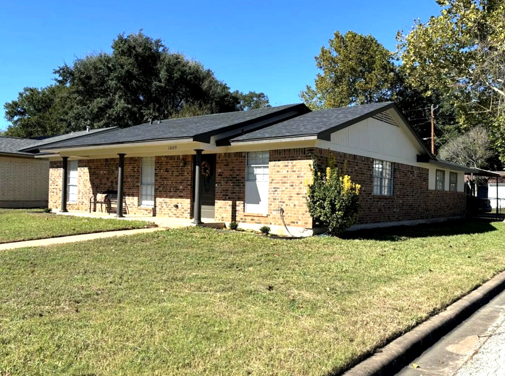 main property photo 1
