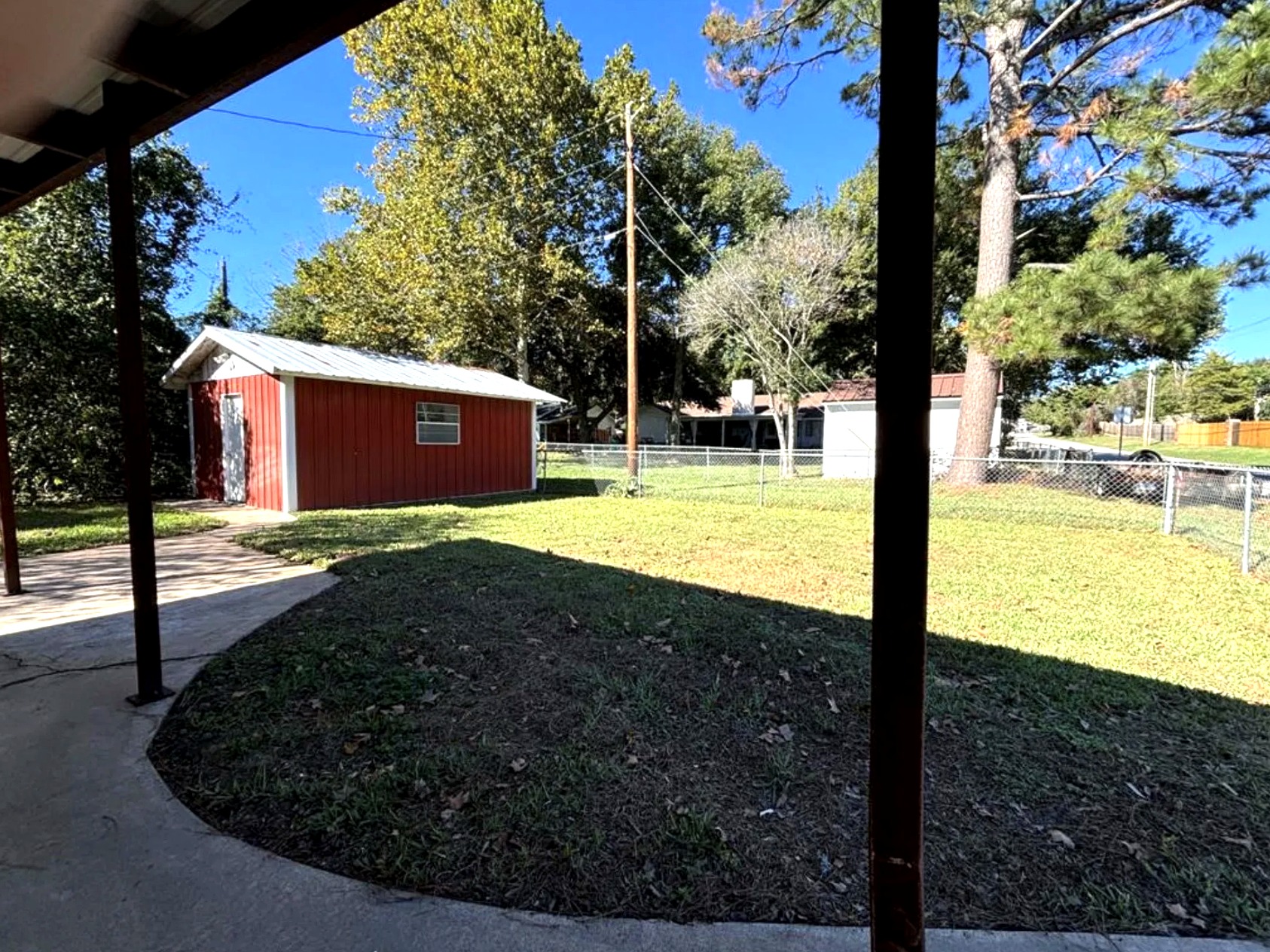main property photo 3