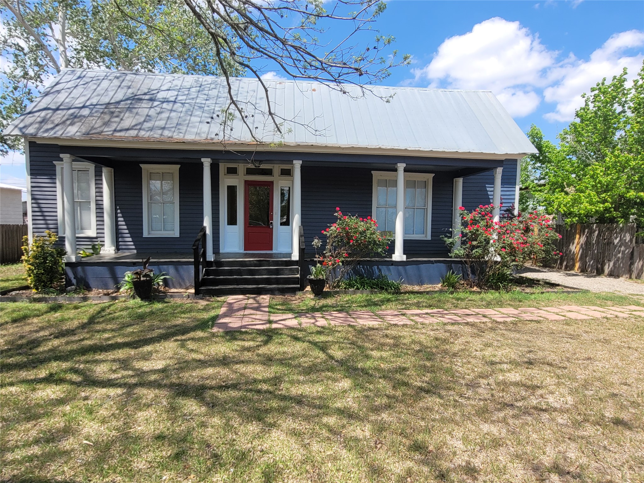 main property photo 15
