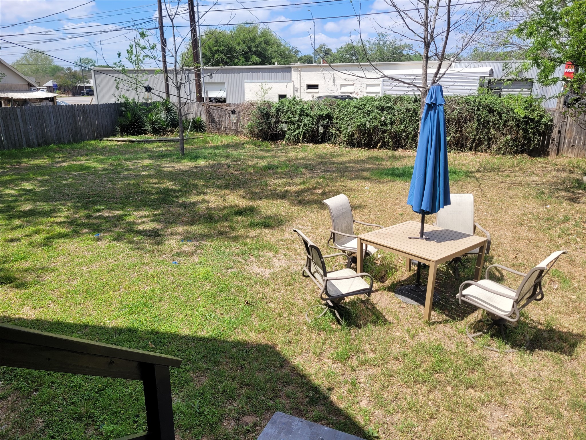 main property photo 19