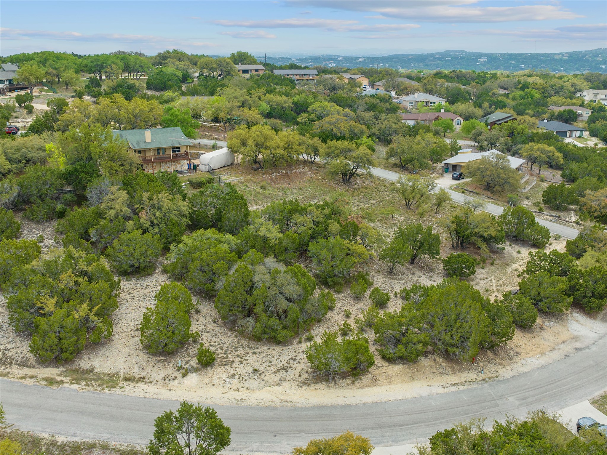 main property photo 14