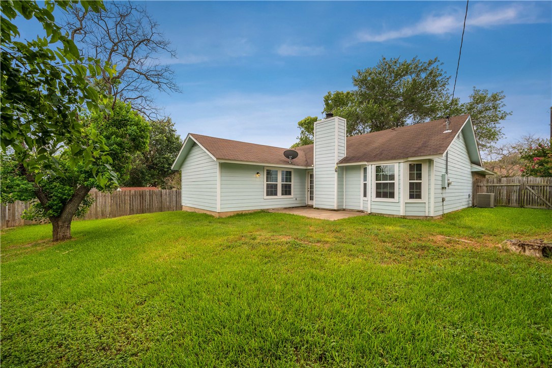 main property photo 19