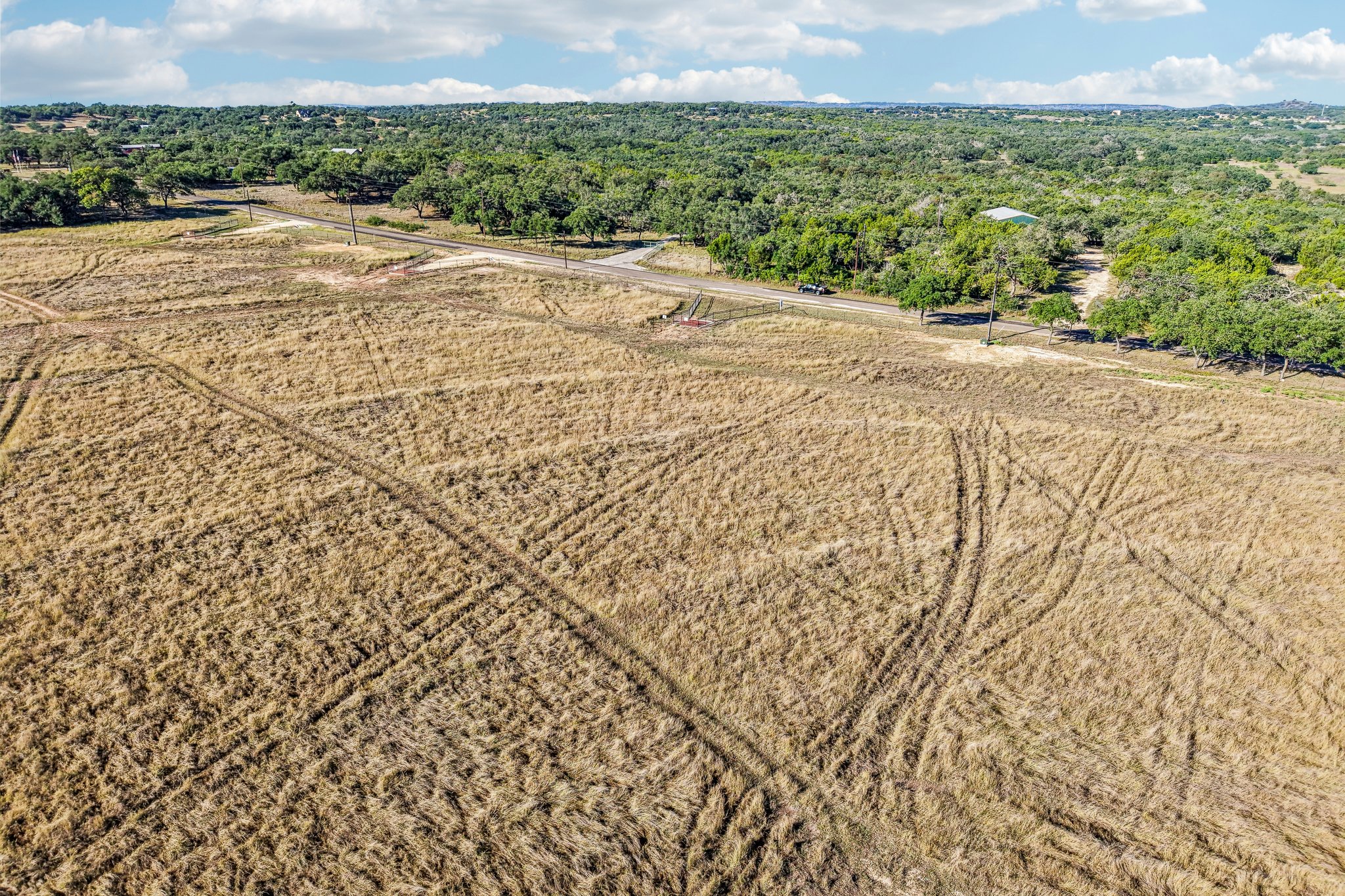 main property photo 18