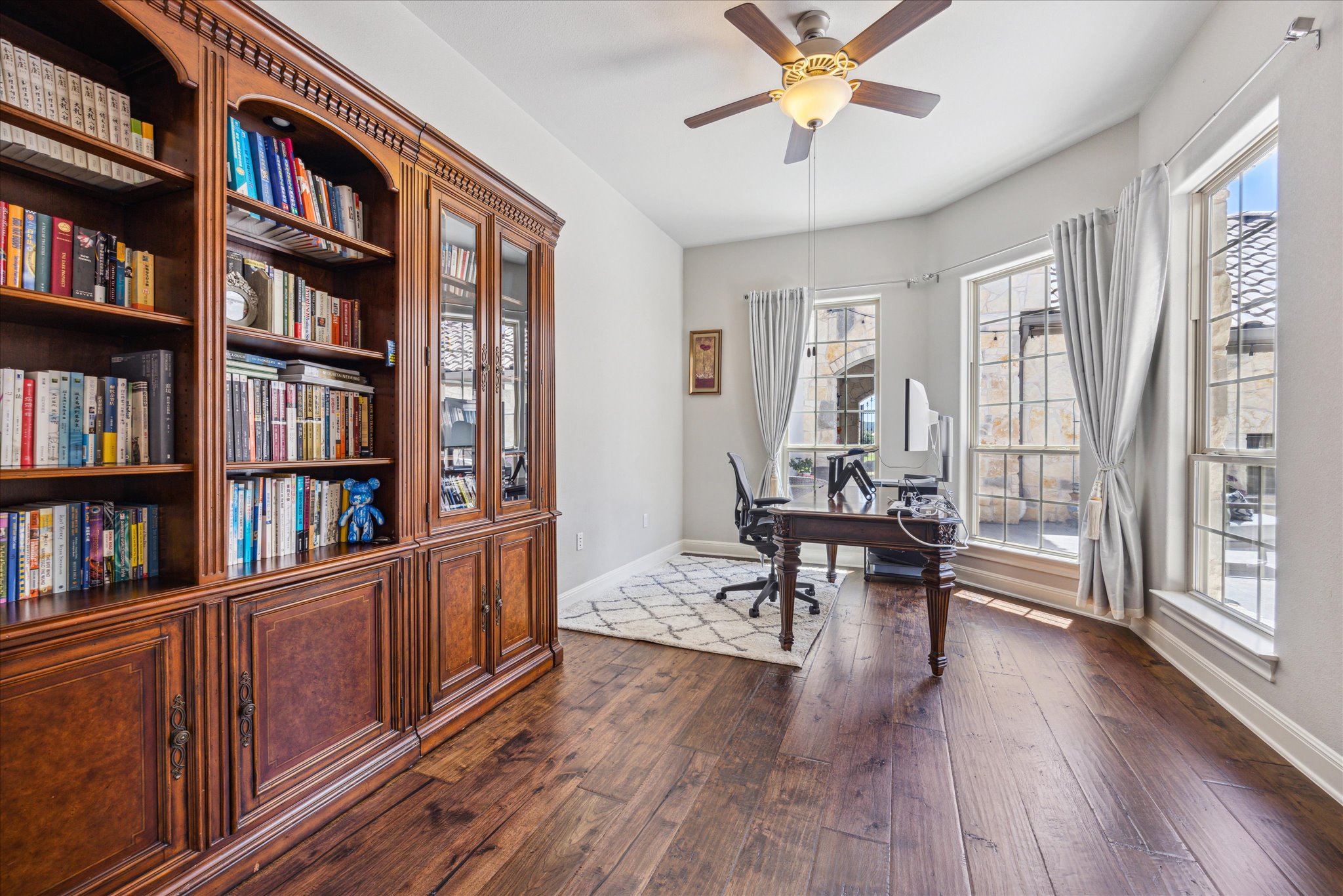 main property photo 25