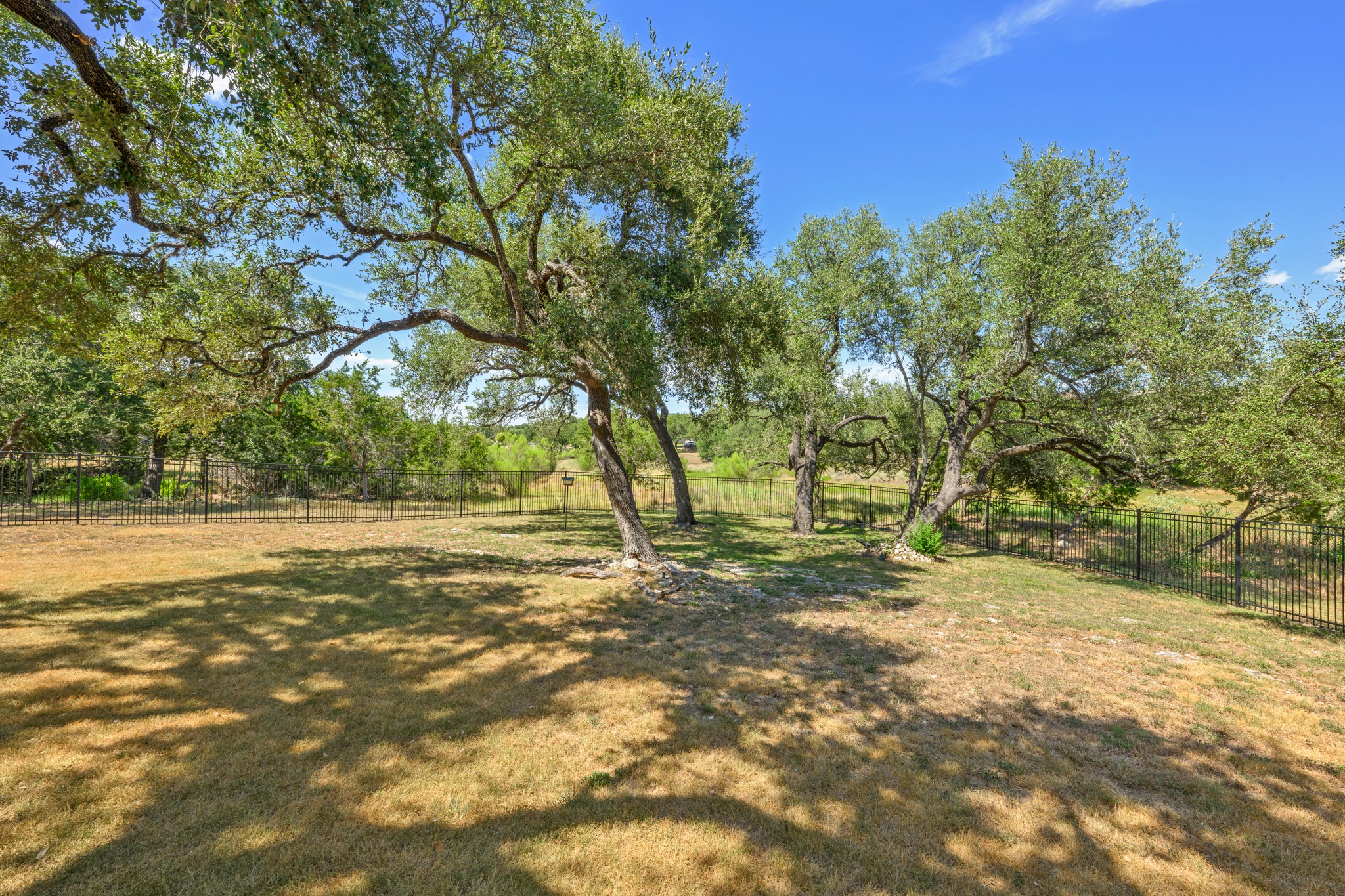 main property photo 31