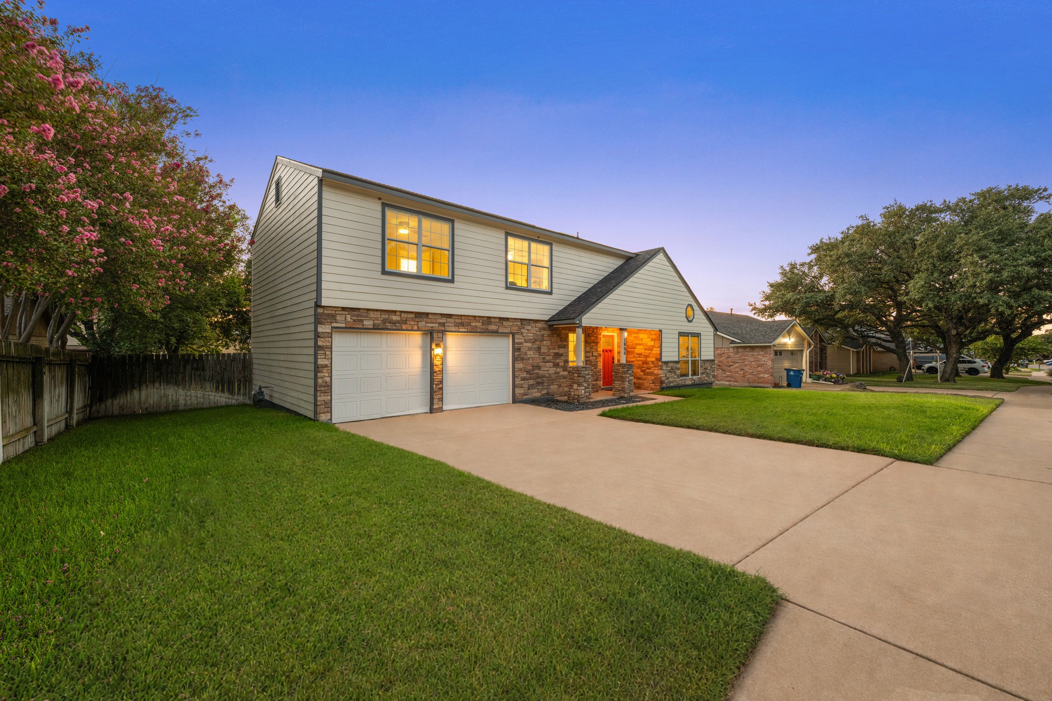 main property photo 1