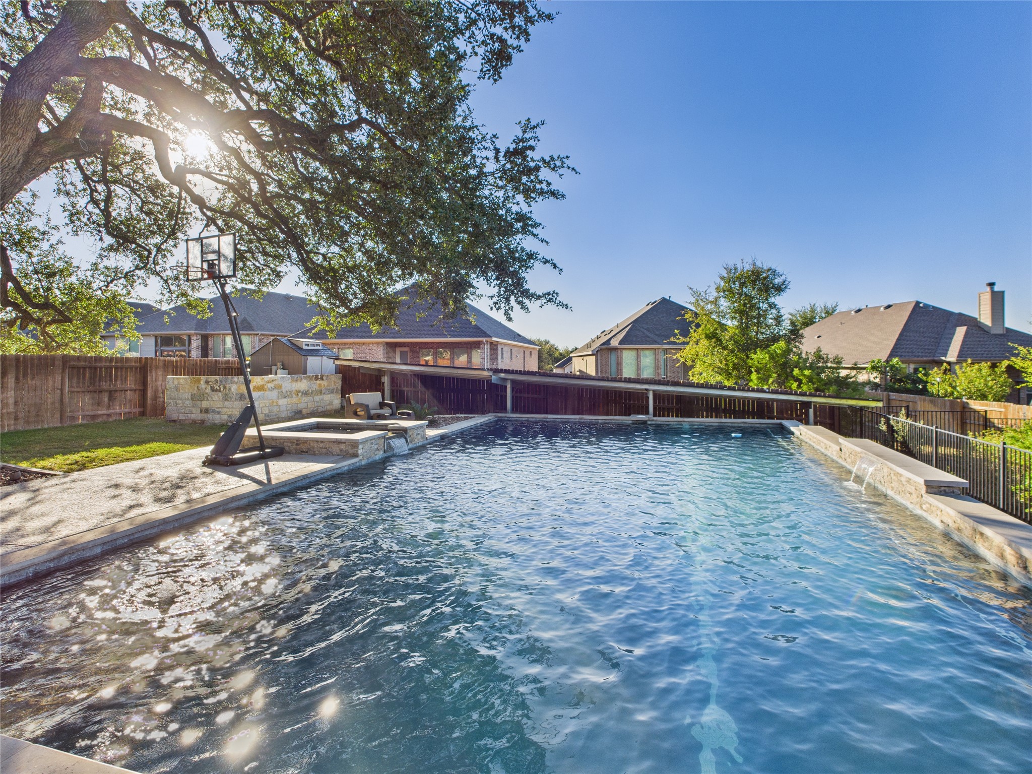 main property photo 37