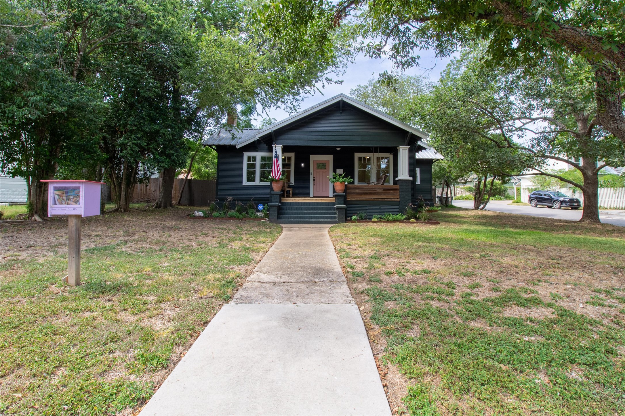 main property photo 1
