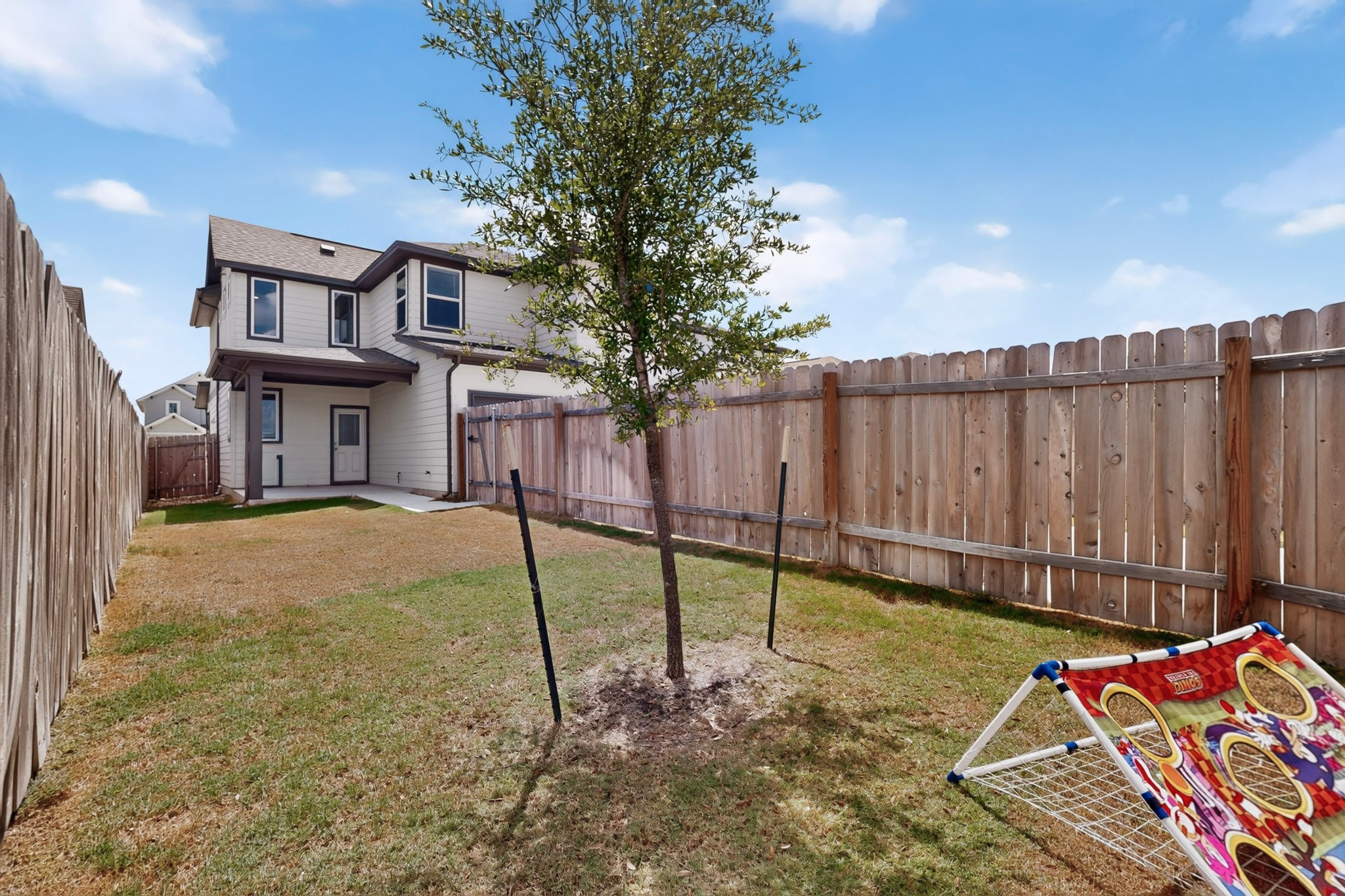 main property photo 34