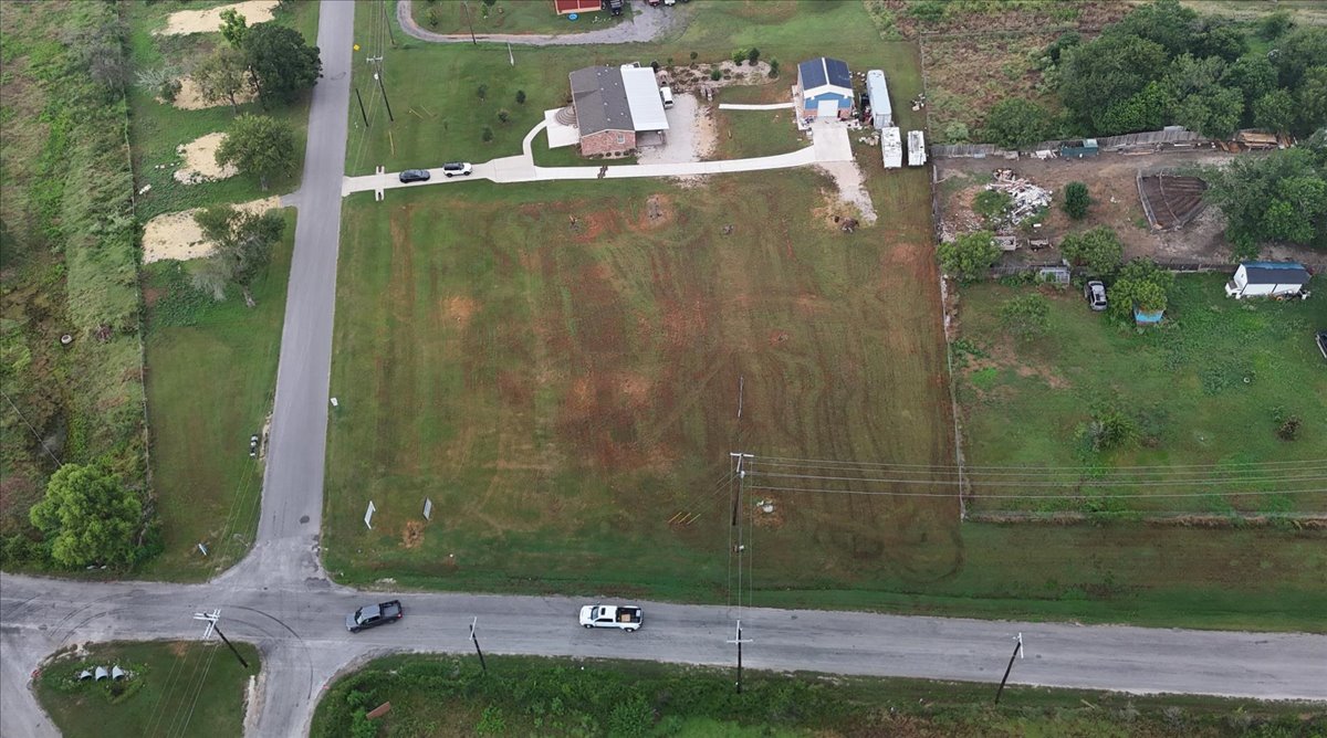 main property photo 3