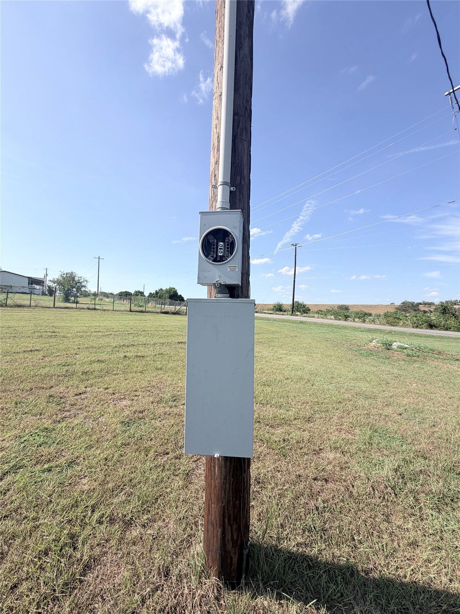 main property photo 9