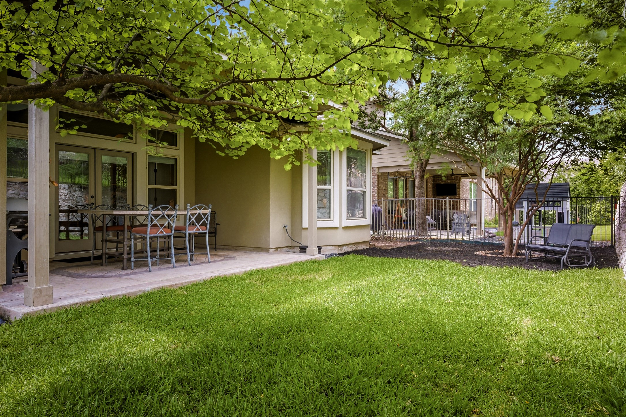 main property photo 36