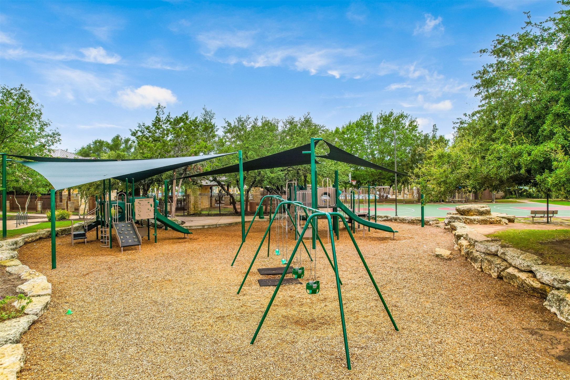 main property photo 38