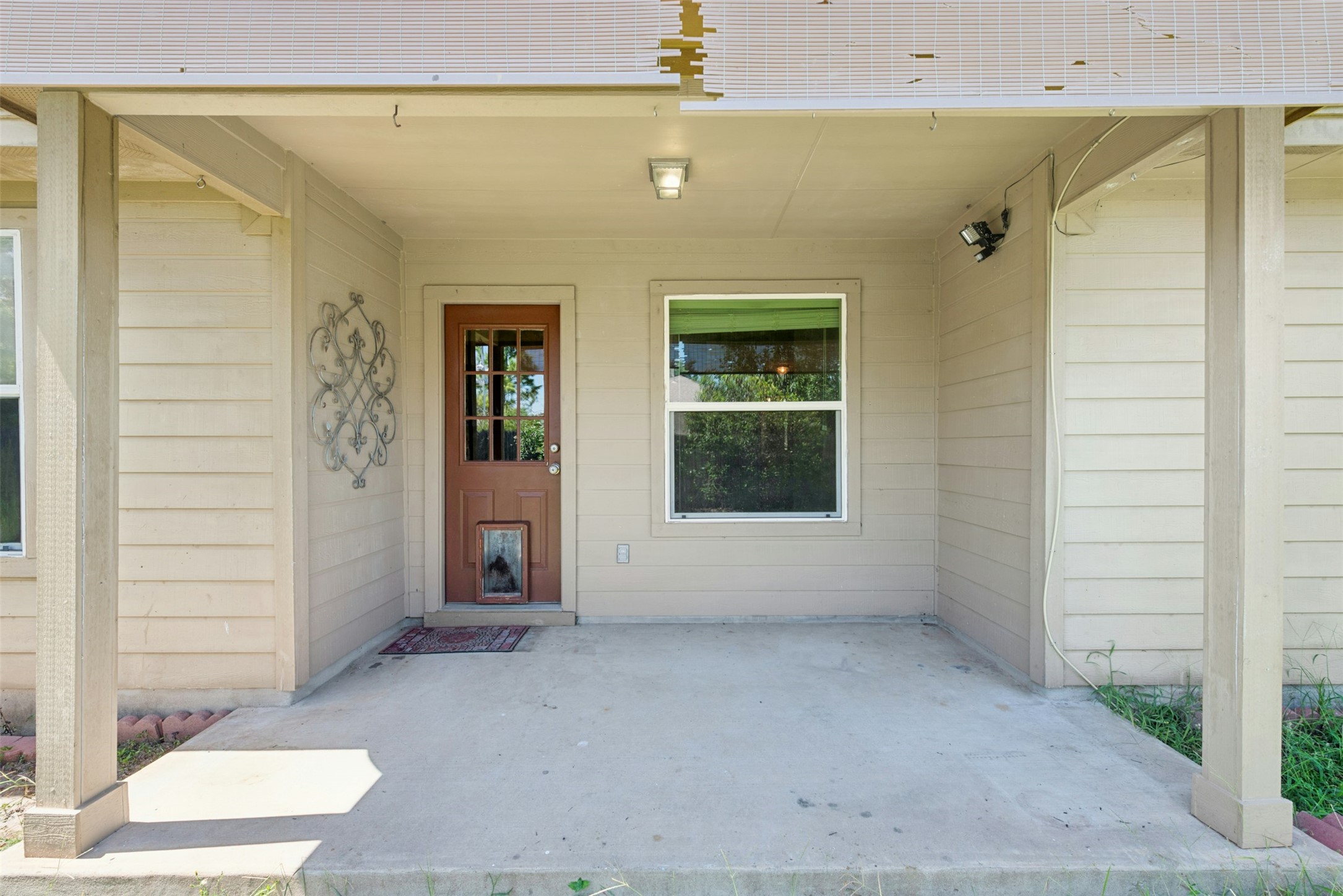 main property photo 24