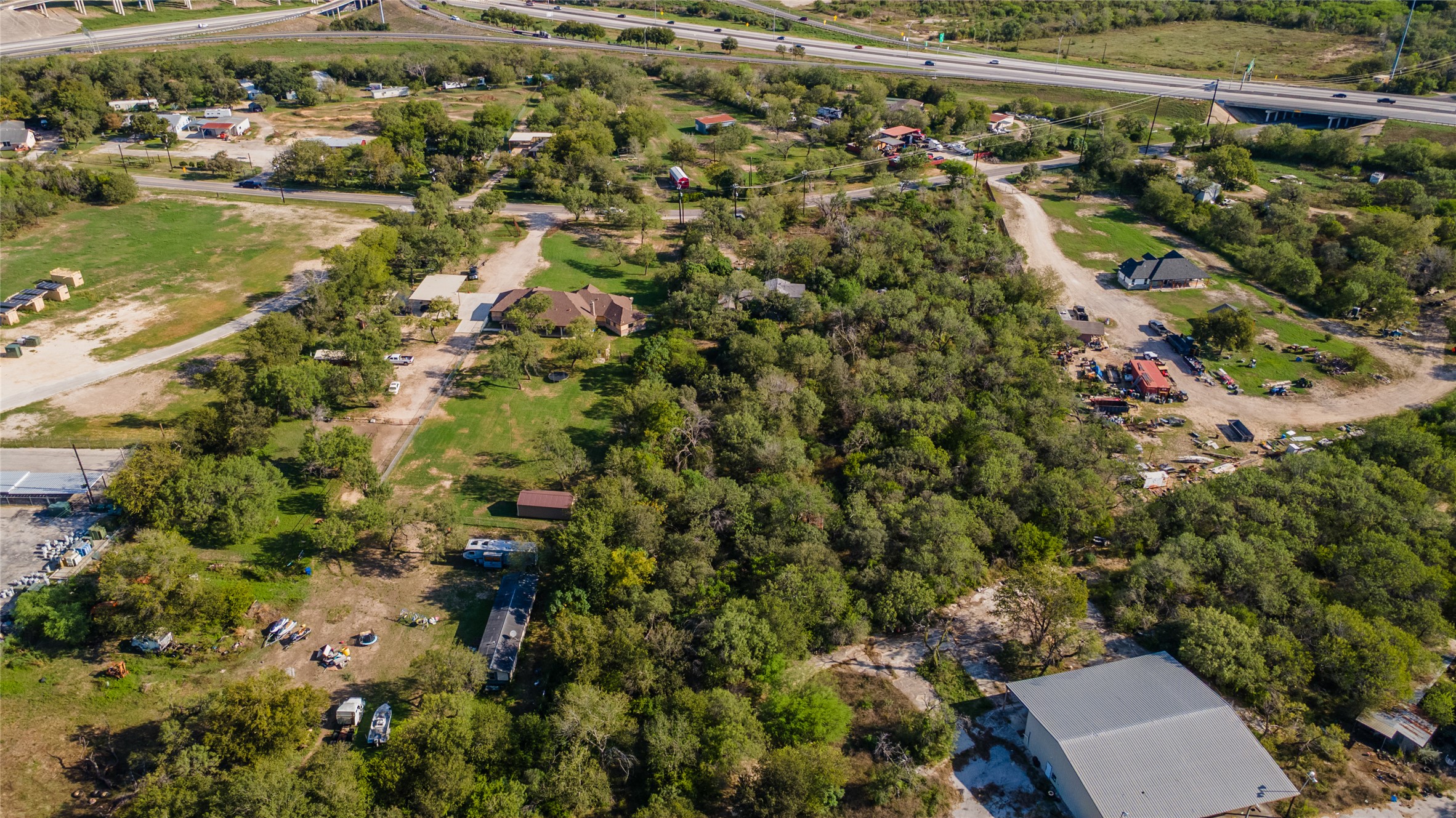 main property photo 15