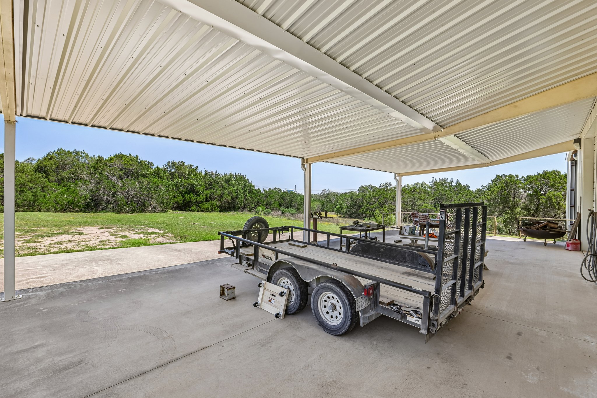 main property photo 20