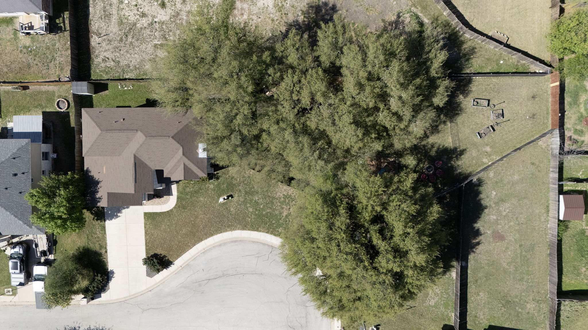 main property photo 32