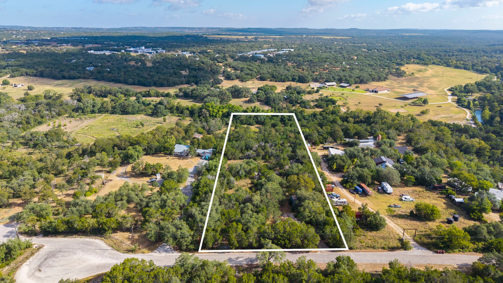 main property photo 28