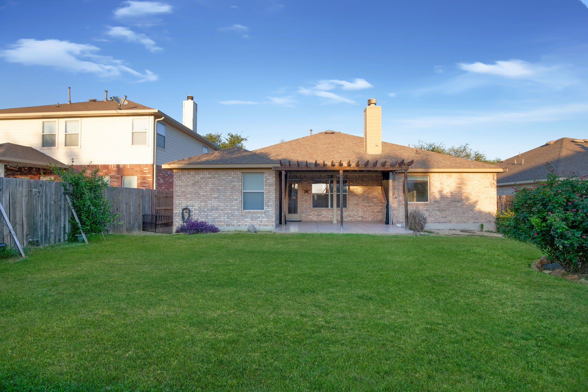 main property photo 34