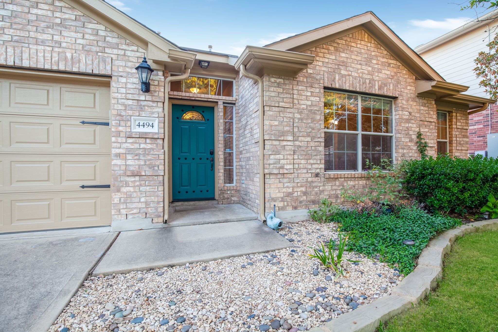 main property photo 4