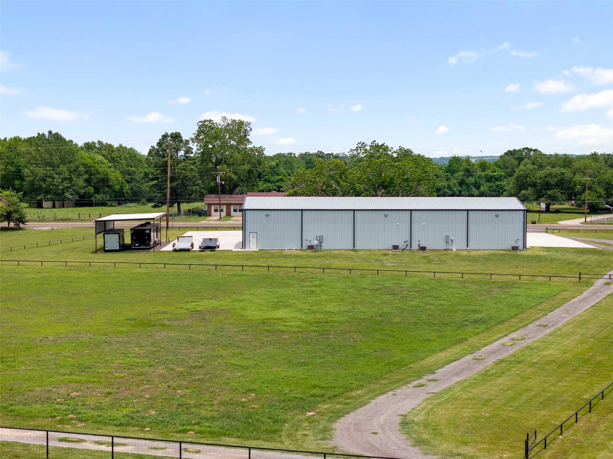 main property photo 22
