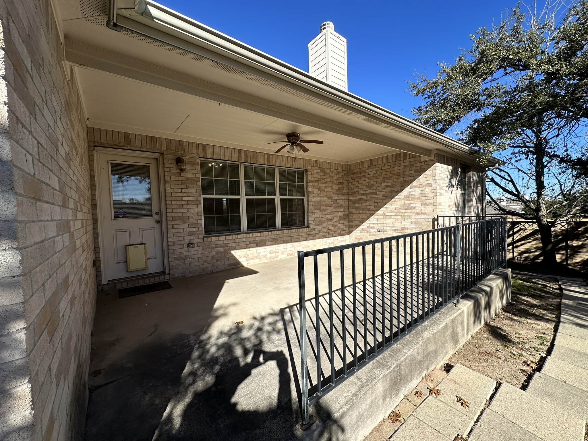 main property photo 18