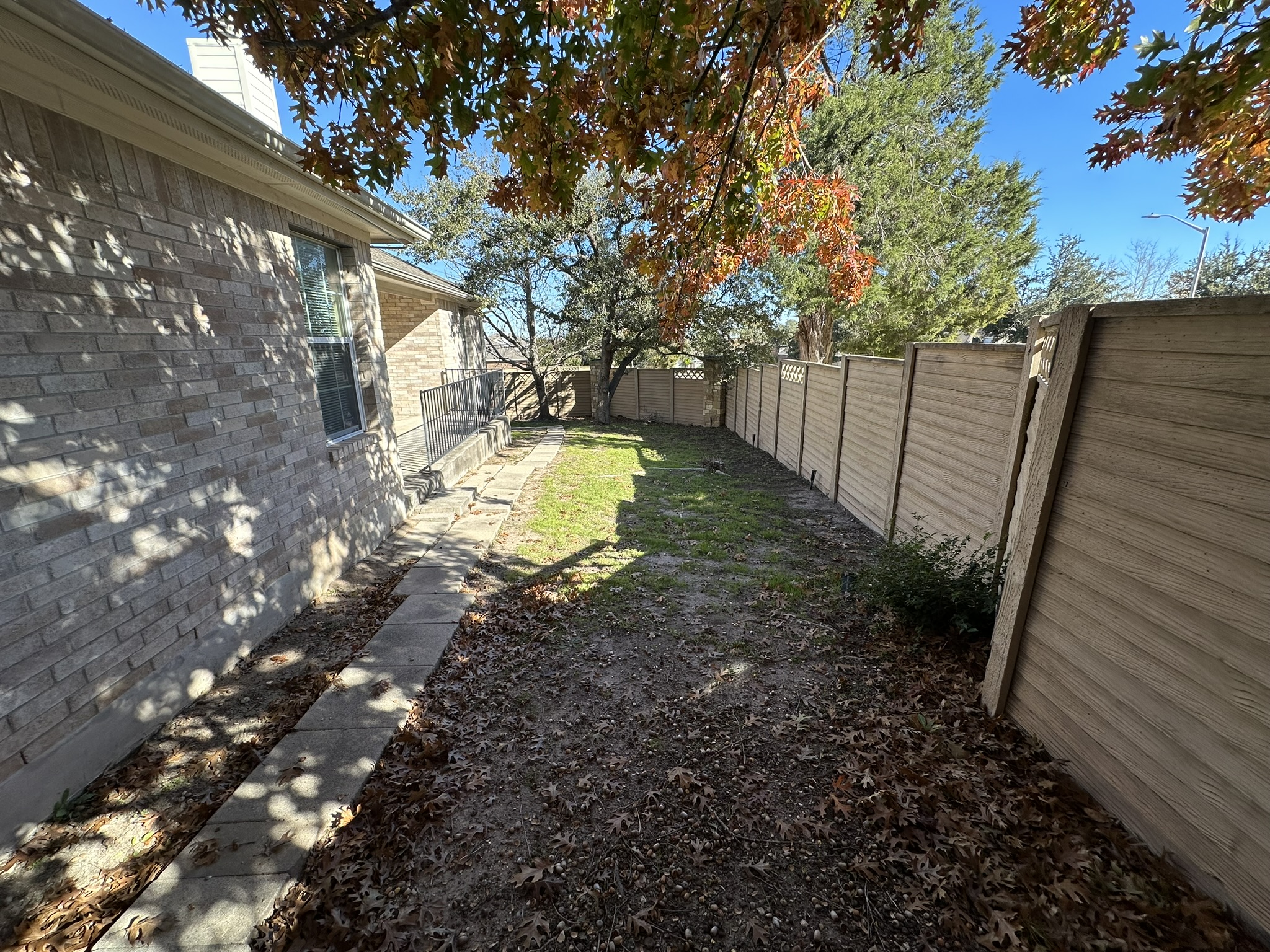 main property photo 20