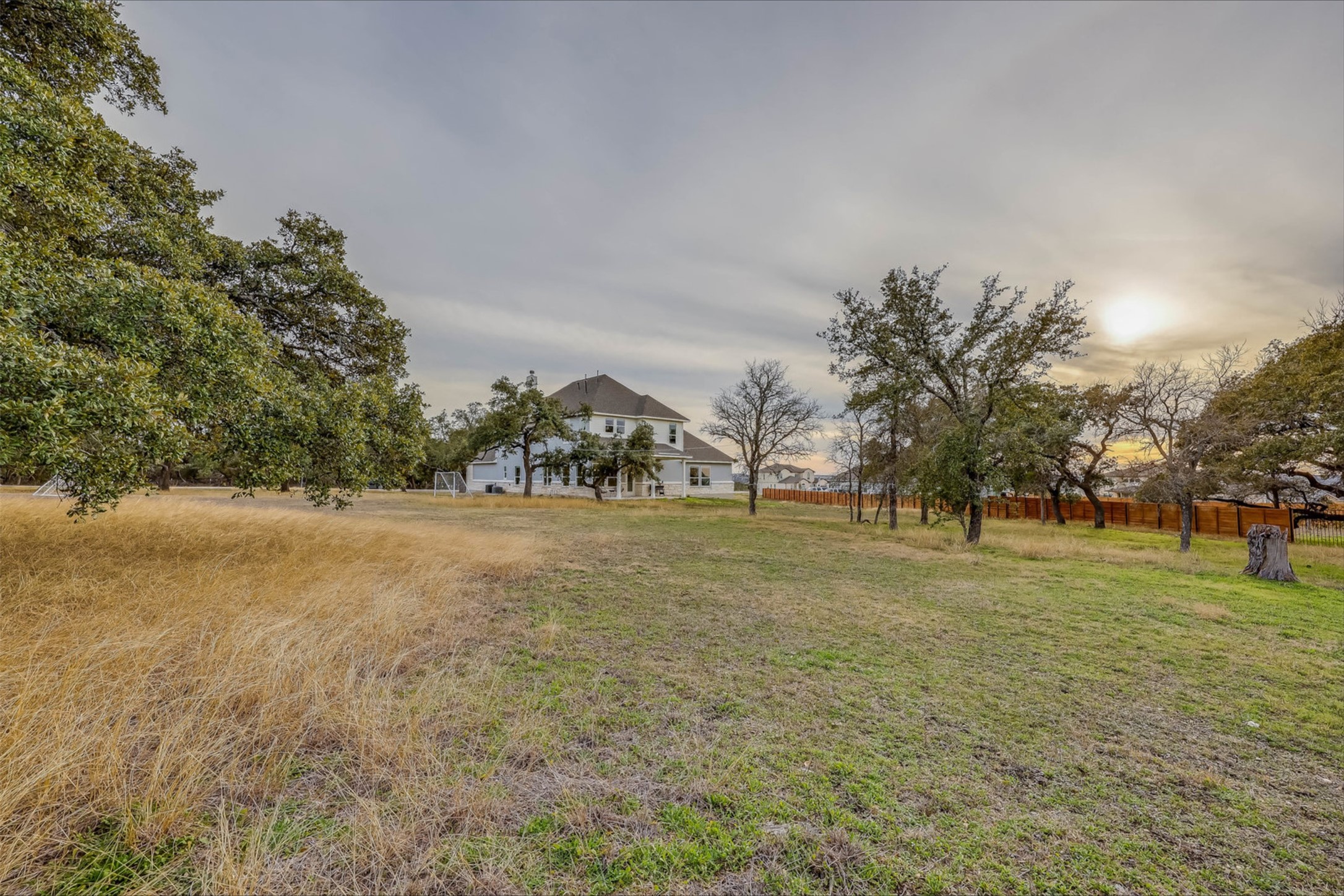 main property photo 38