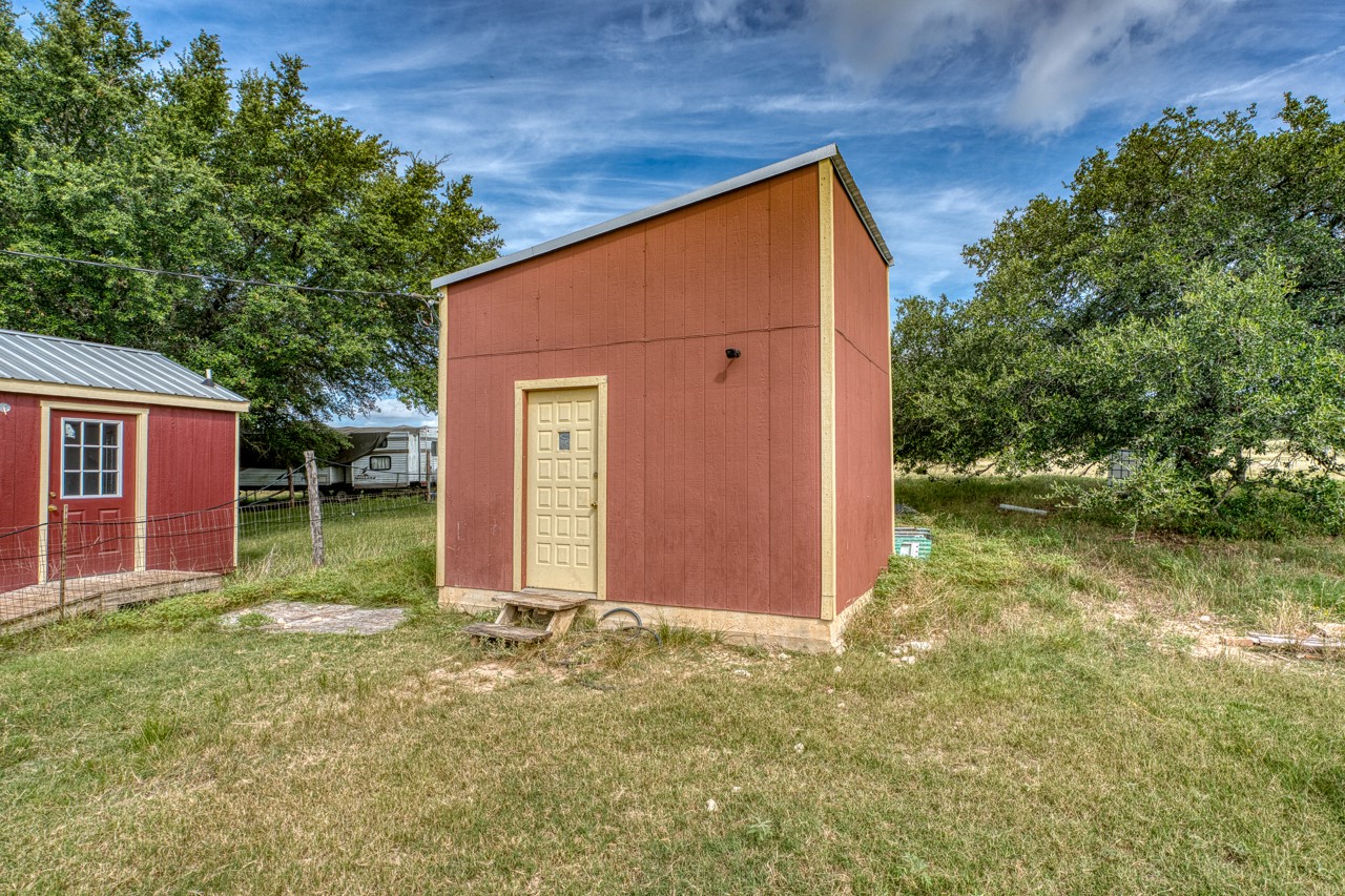 main property photo 18