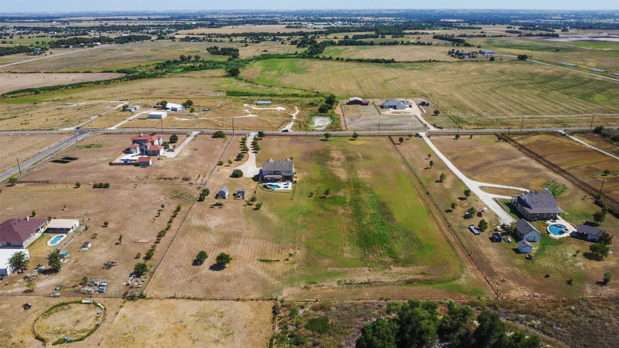 main property photo 36
