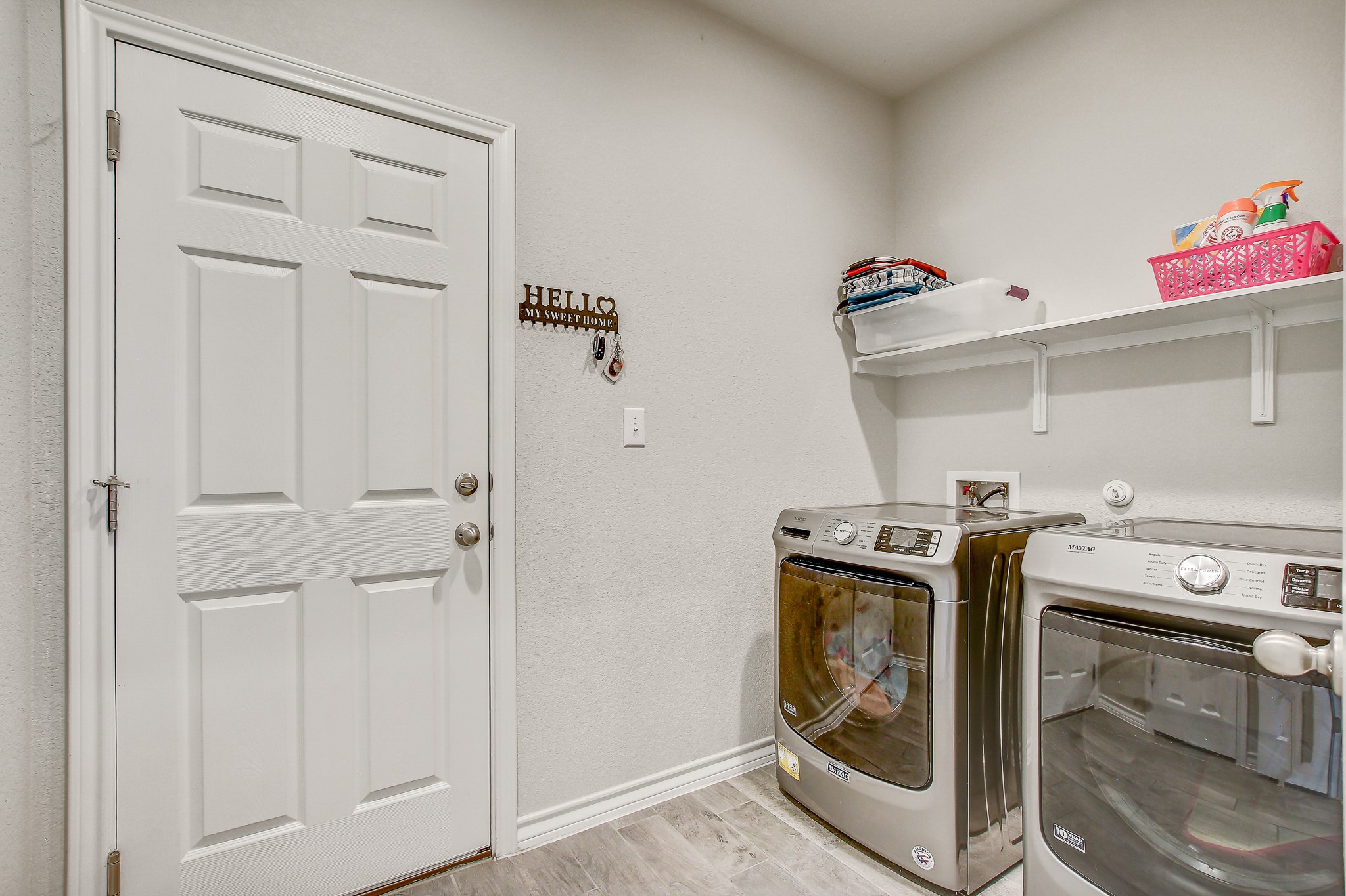 main property photo 30