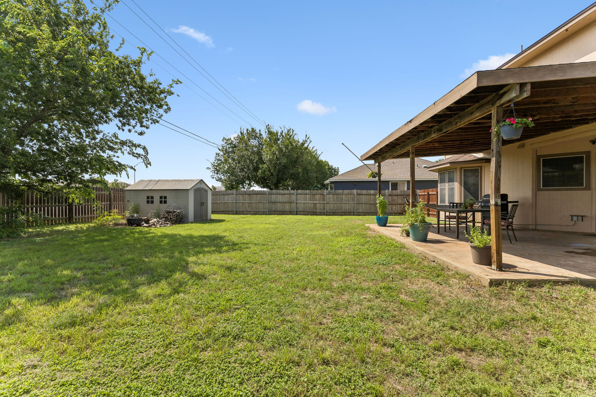 main property photo 37