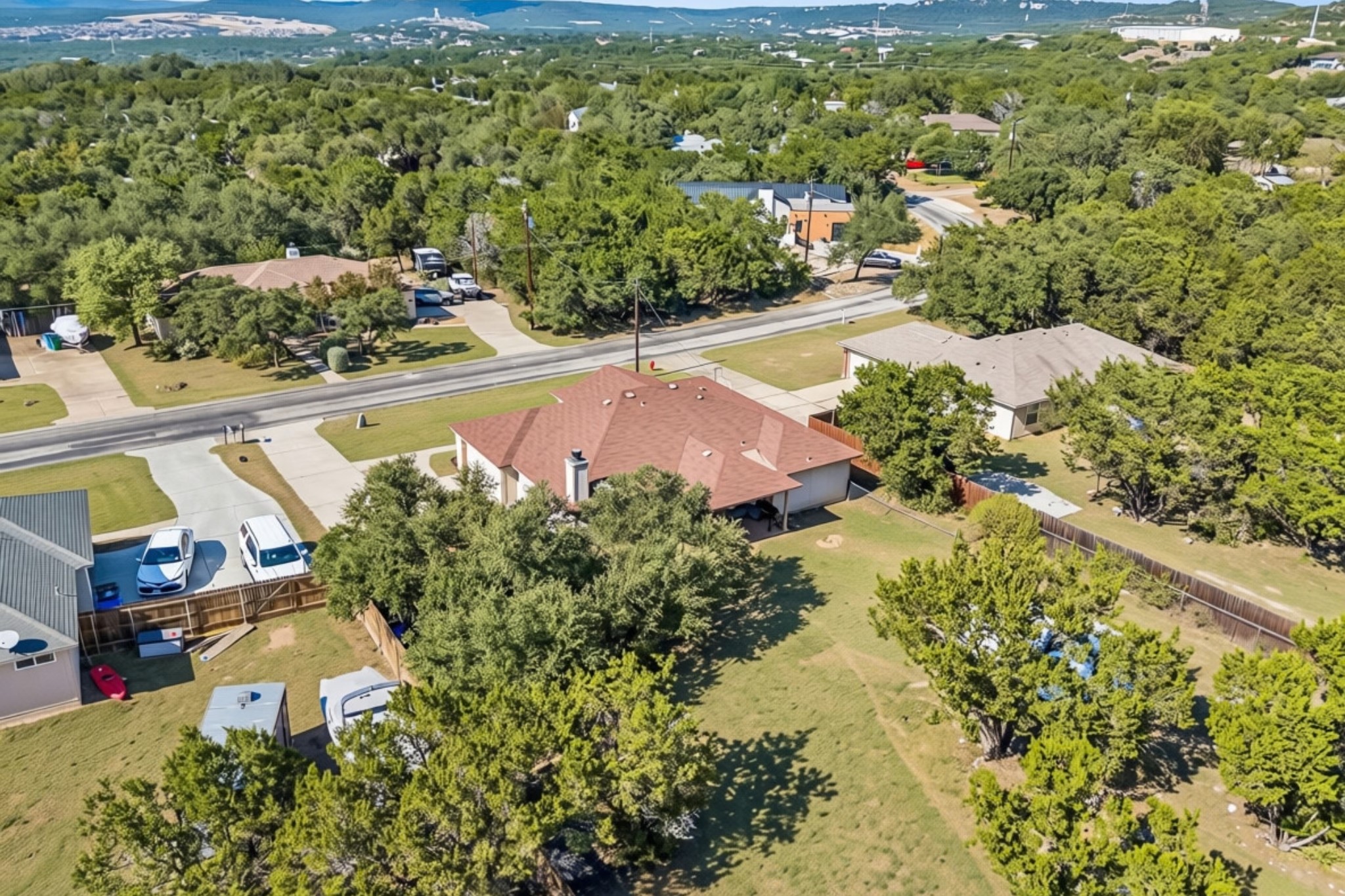 main property photo 19