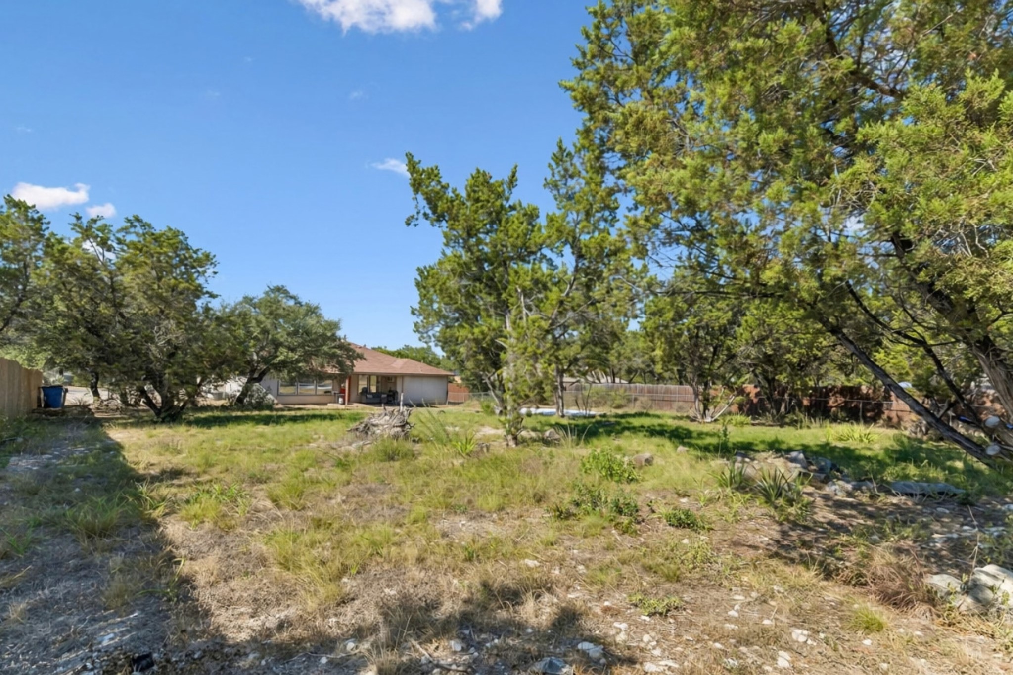 main property photo 20