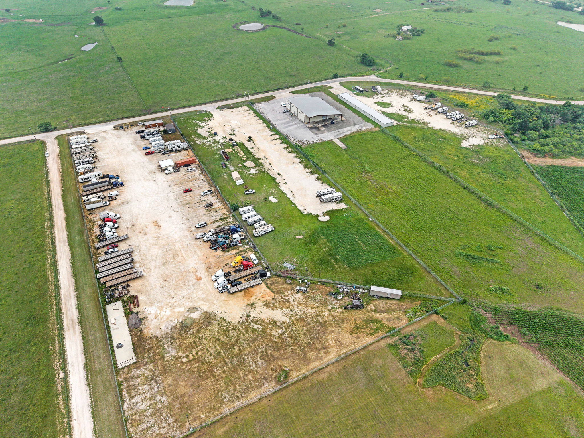 main property photo 13