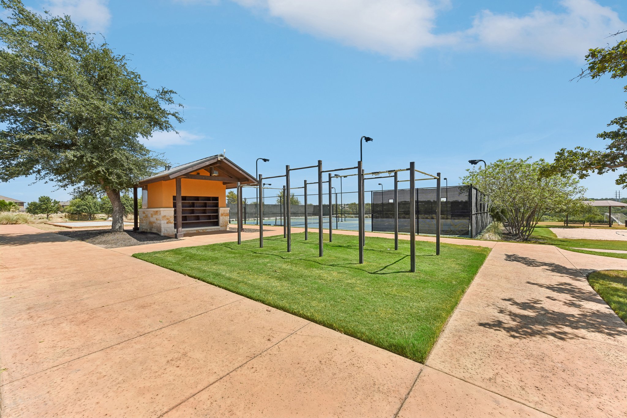 main property photo 37